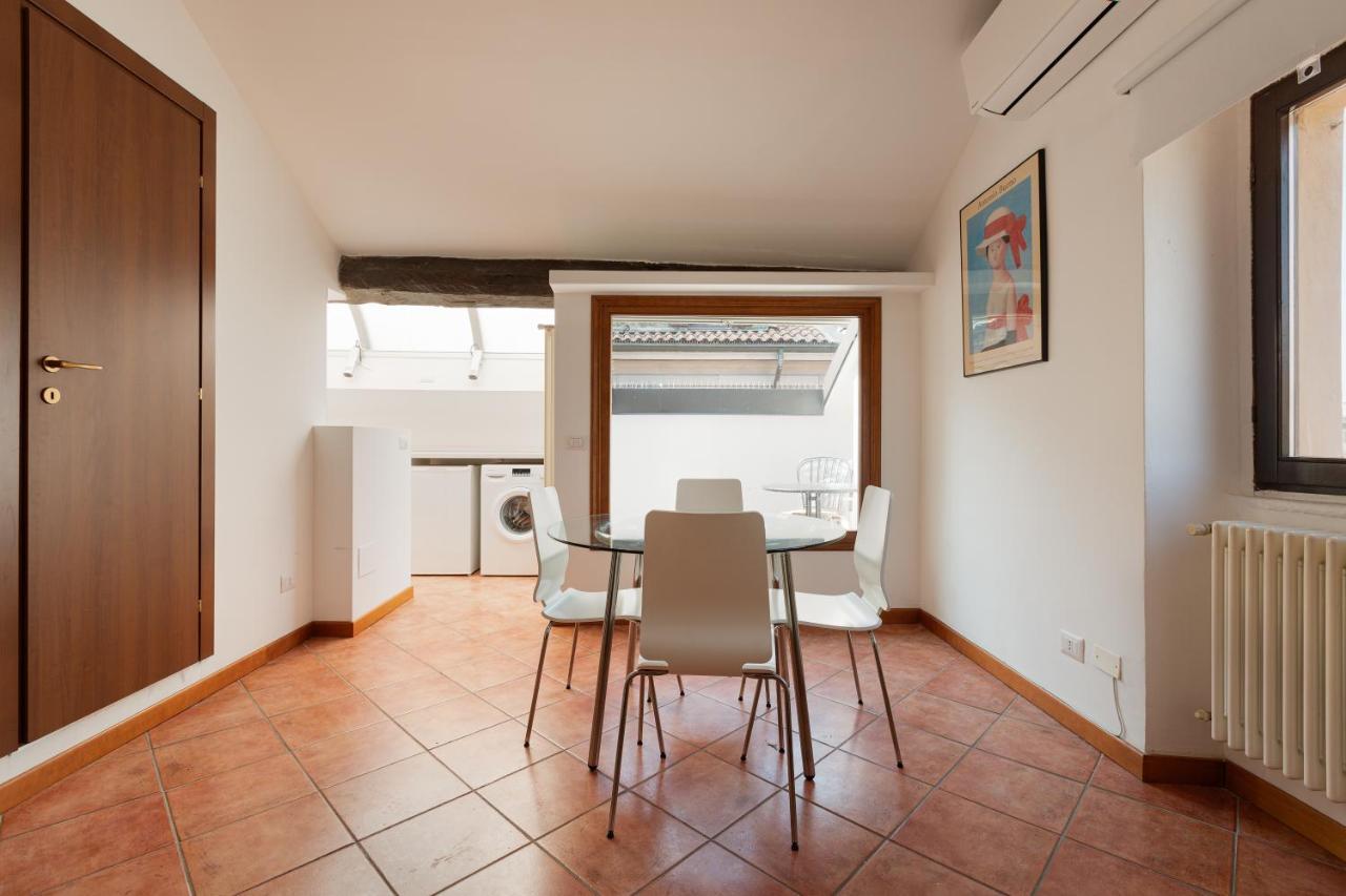 Corso Como Balcony Apartment Milánó Kültér fotó