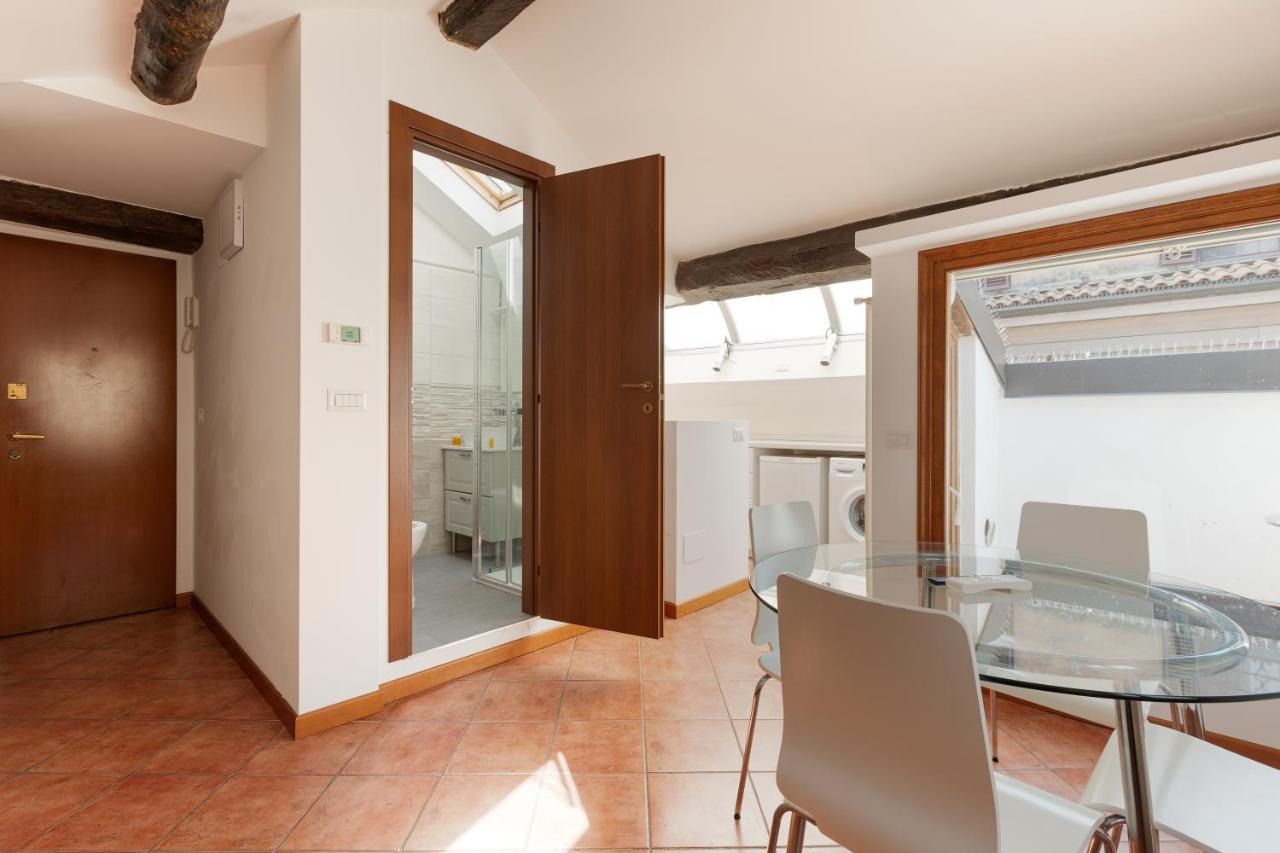 Corso Como Balcony Apartment Milánó Kültér fotó
